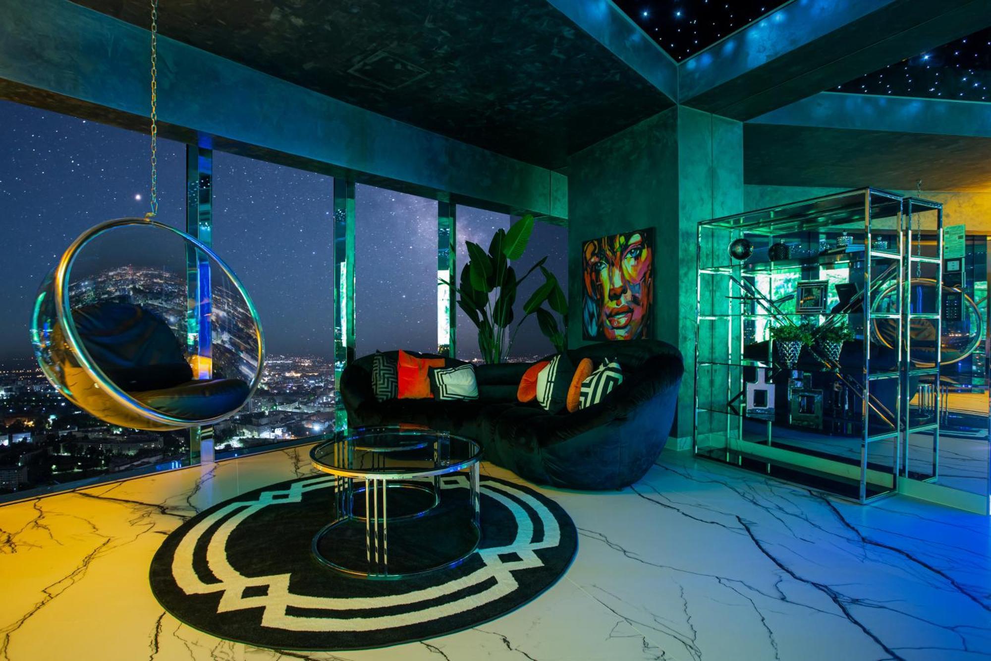 Apartamenty Sky Tower Z Jakuzzi Przy Oknie Wroclaw Exterior photo