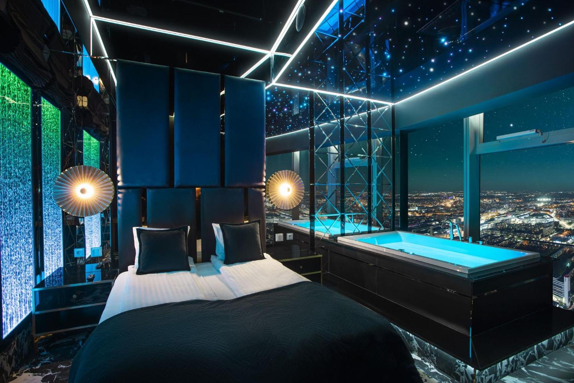 Apartamenty Sky Tower Z Jakuzzi Przy Oknie Wroclaw Exterior photo